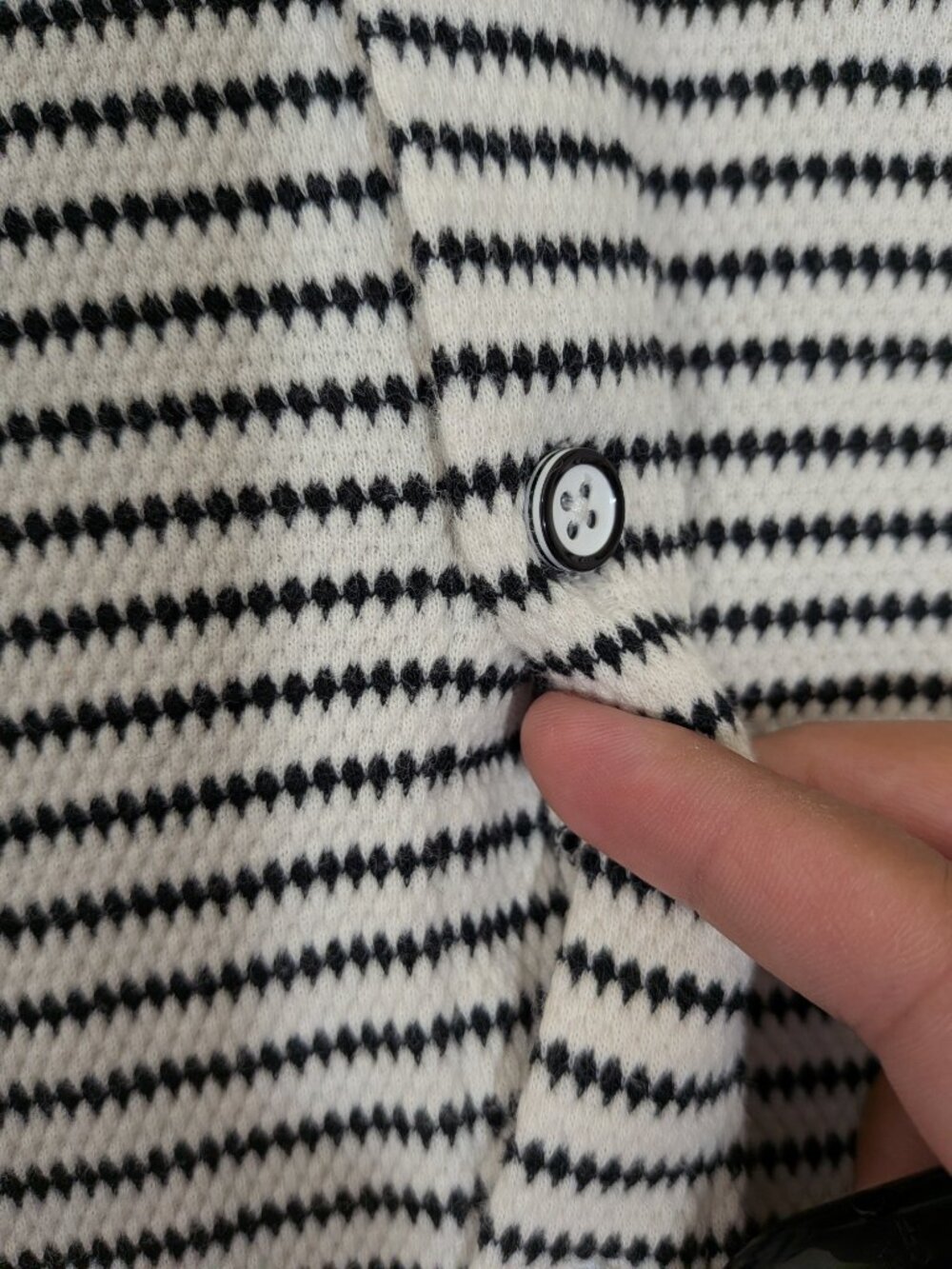 Men's Reto Button Down - Picture 2 of 7
